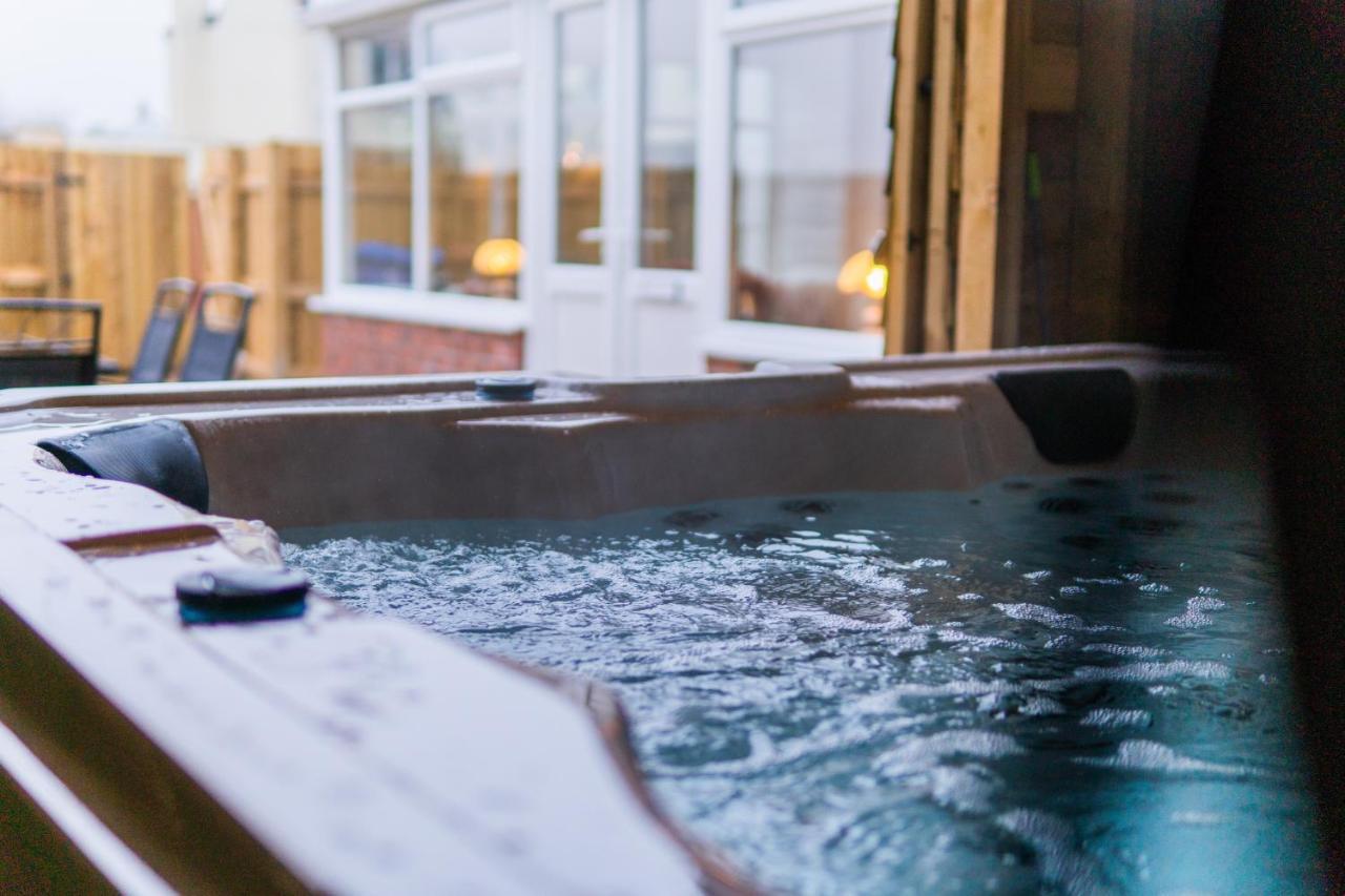 Hot Tub Pet Friendly Luxury Cosy Cottage, Near Withernsea And Patrington Welwick Bagian luar foto