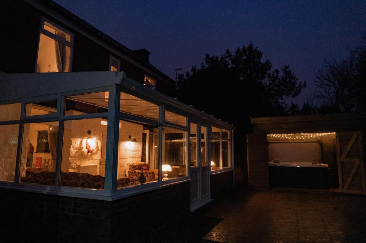 Hot Tub Pet Friendly Luxury Cosy Cottage, Near Withernsea And Patrington Welwick Bagian luar foto